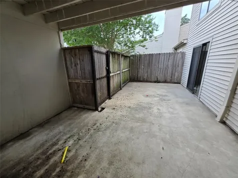 6401 Deihl Road 1006 Houston TX 77092