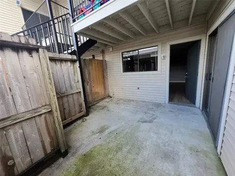 6401 Deihl Road 1006 Houston TX 77092