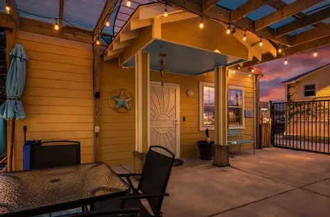 1315 40th Street Galveston TX 77550