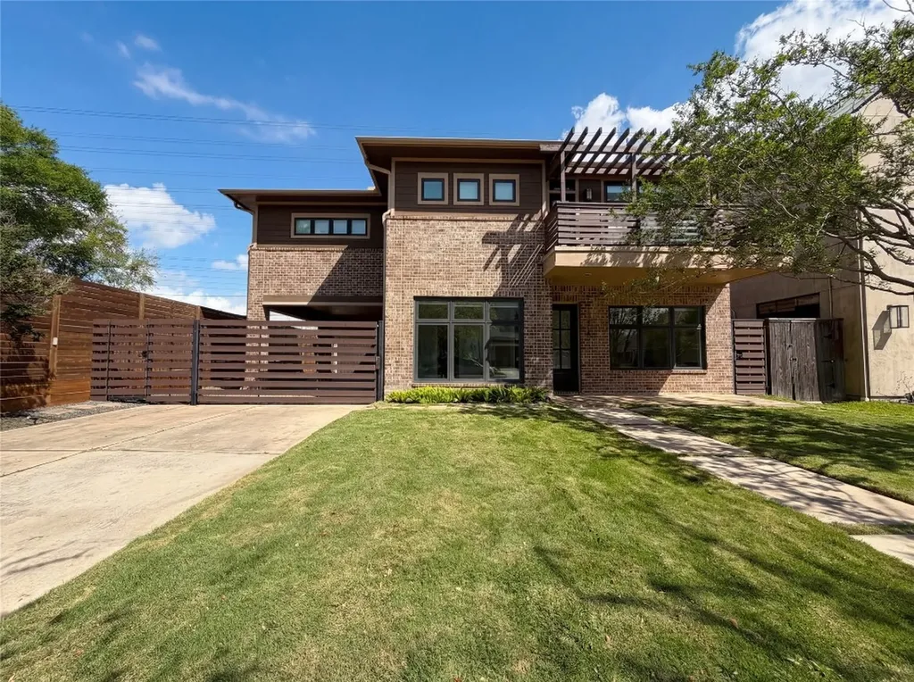 3910 Childress Street Houston TX 77005