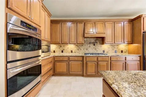 28318 Wild Mustang Lane Fulshear TX 77441