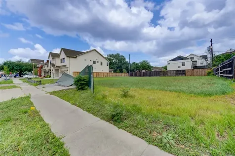 2003 Lexington Street Houston TX 77098