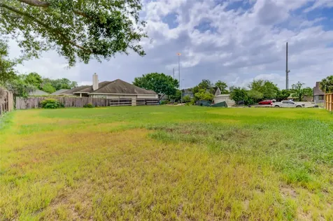 2003 Lexington Street Houston TX 77098