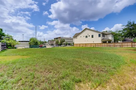 2003 Lexington Street Houston TX 77098