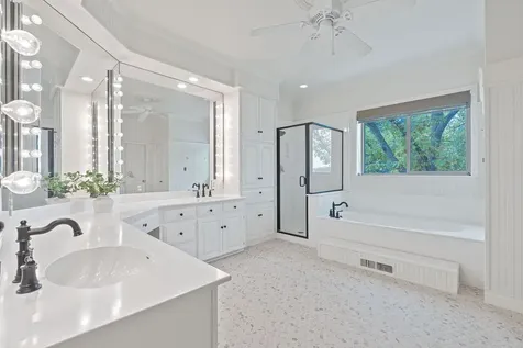 27030 Masters Parkway Spicewood TX 78669