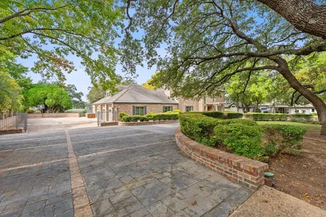 27030 Masters Parkway Spicewood TX 78669
