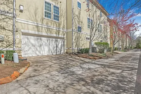 135 Low Country Lane The Woodlands TX 77380