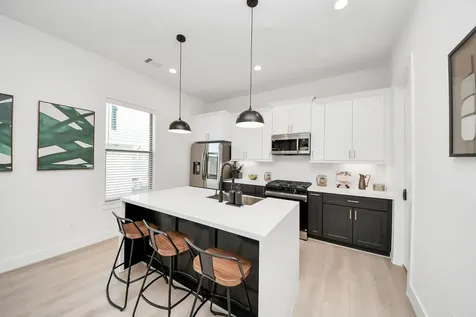 2524 Live Oak Street Houston TX 77004