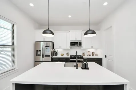 2524 Live Oak Street Houston TX 77004