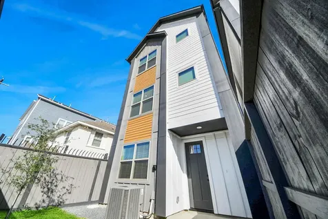 2524 Live Oak Street Houston TX 77004