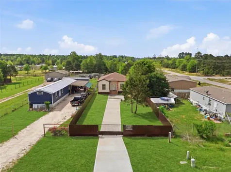 24 Road 5213 Cleveland TX 77327