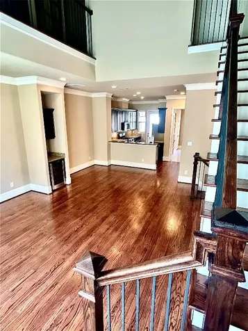 1049 W 22nd Street H Houston TX 77008