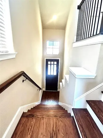1049 W 22nd Street H Houston TX 77008