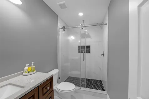 5002 Lelia Street Houston TX 77026