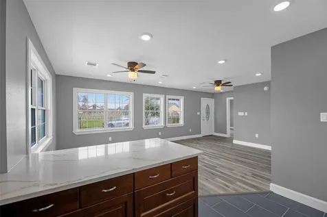 5002 Lelia Street Houston TX 77026