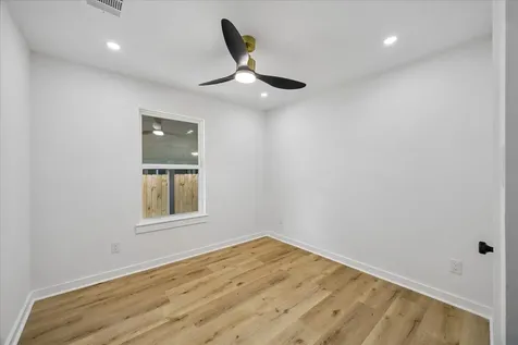 1107 Cordell Street Houston TX 77009