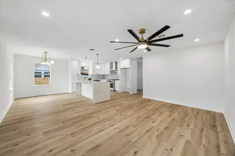 1107 Cordell Street Houston TX 77009