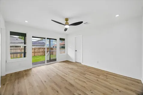 1107 Cordell Street Houston TX 77009