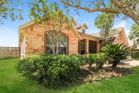 5705 Emerald Brook Lane League City TX 77573
