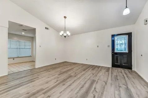 508 E Castle Harbour Drive Friendswood TX 77546