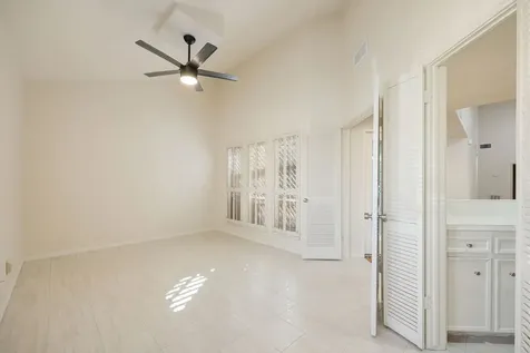 1856 S Gessner Road Houston TX 77063