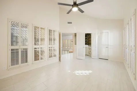 1856 S Gessner Road Houston TX 77063