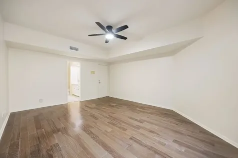 1856 S Gessner Road Houston TX 77063