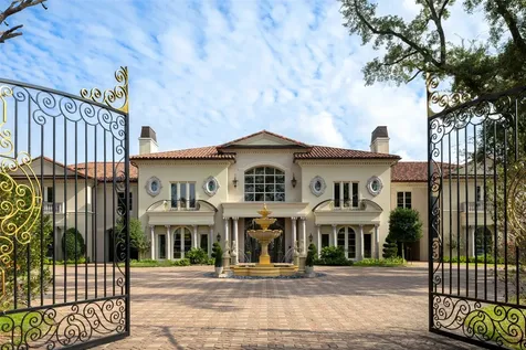 6 W Rivercrest Drive Houston TX 77042