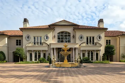 6 W Rivercrest Drive Houston TX 77042