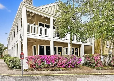 2100 Tanglewilde Street 531 Houston TX 77063