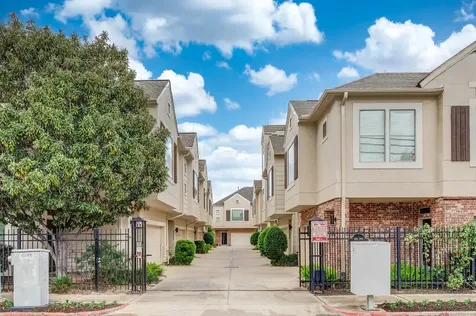 3898 Center Street Houston TX 77007