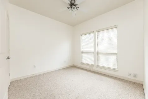 3898 Center Street Houston TX 77007
