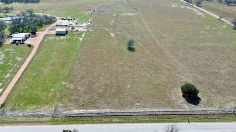2760 County Road 117 Giddings TX 78942
