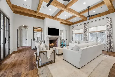 3818 Del Monte Drive Houston TX 77019