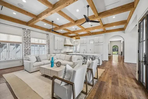 3818 Del Monte Drive Houston TX 77019