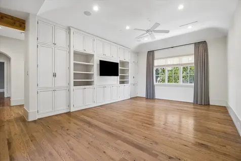 3818 Del Monte Drive Houston TX 77019