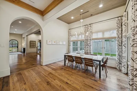 3818 Del Monte Drive Houston TX 77019