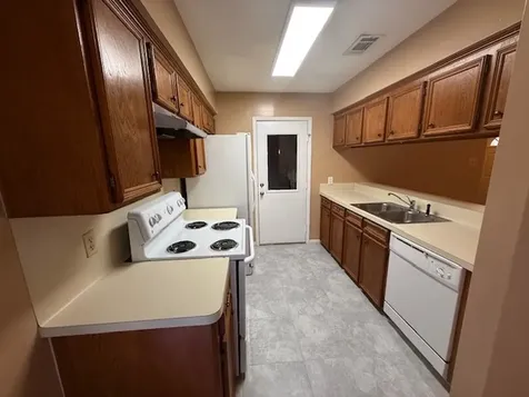 1610 Hazelwood Street B Conroe TX 77301