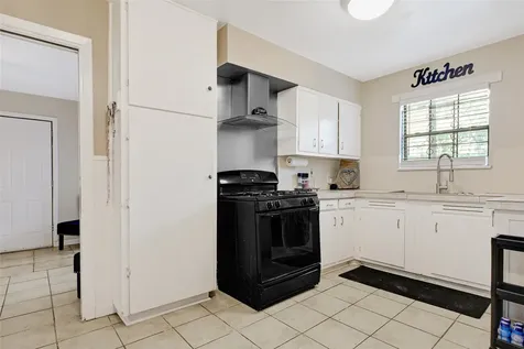 5843 Kenilwood Drive Houston TX 77033