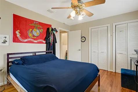 5843 Kenilwood Drive Houston TX 77033