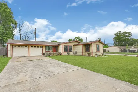 5843 Kenilwood Drive Houston TX 77033