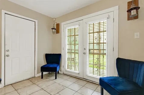 5843 Kenilwood Drive Houston TX 77033
