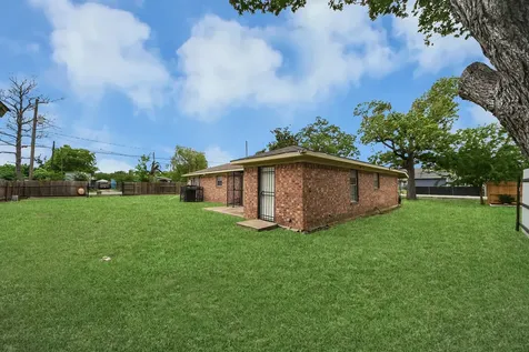 615 Barbara Mae Street Houston TX 77015