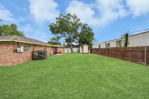 615 Barbara Mae Street Houston TX 77015