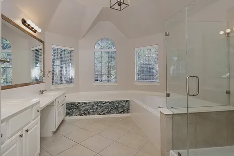 138 Oriel Oaks The Woodlands TX 77382