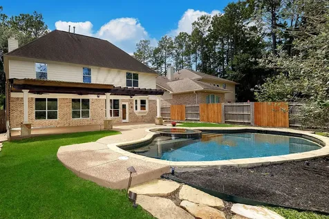 138 Oriel Oaks The Woodlands TX 77382