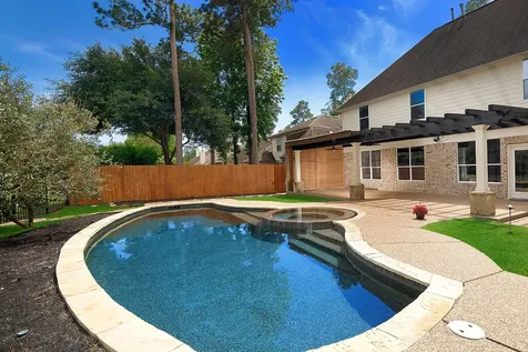 138 Oriel Oaks The Woodlands TX 77382