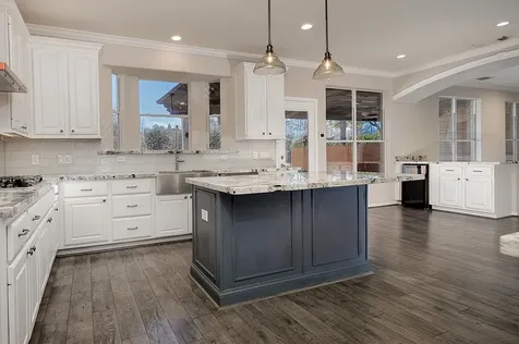 138 Oriel Oaks The Woodlands TX 77382