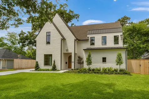822 W 31st Street Houston TX 77018