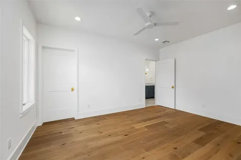 822 W 31st Street Houston TX 77018